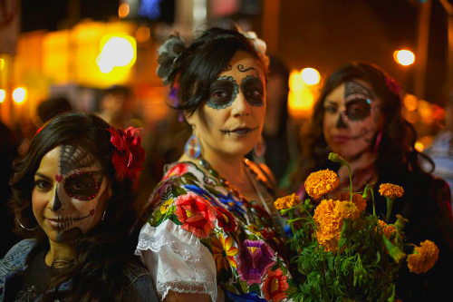 Dia De Los Muertos, Mission District San Francisco. Image: Jaredzimmerman (WMF).